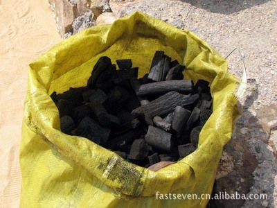 求購優質雜木炭，價格1800元以下，環保達標，歡迎聯系